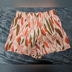 Calligraphie Floral Multicolor Casual Shorts!